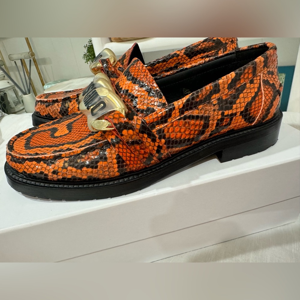 MOSCHINO
Chain Group Python Embossed
Leather Bit Loafers - Picture 4 of 9
